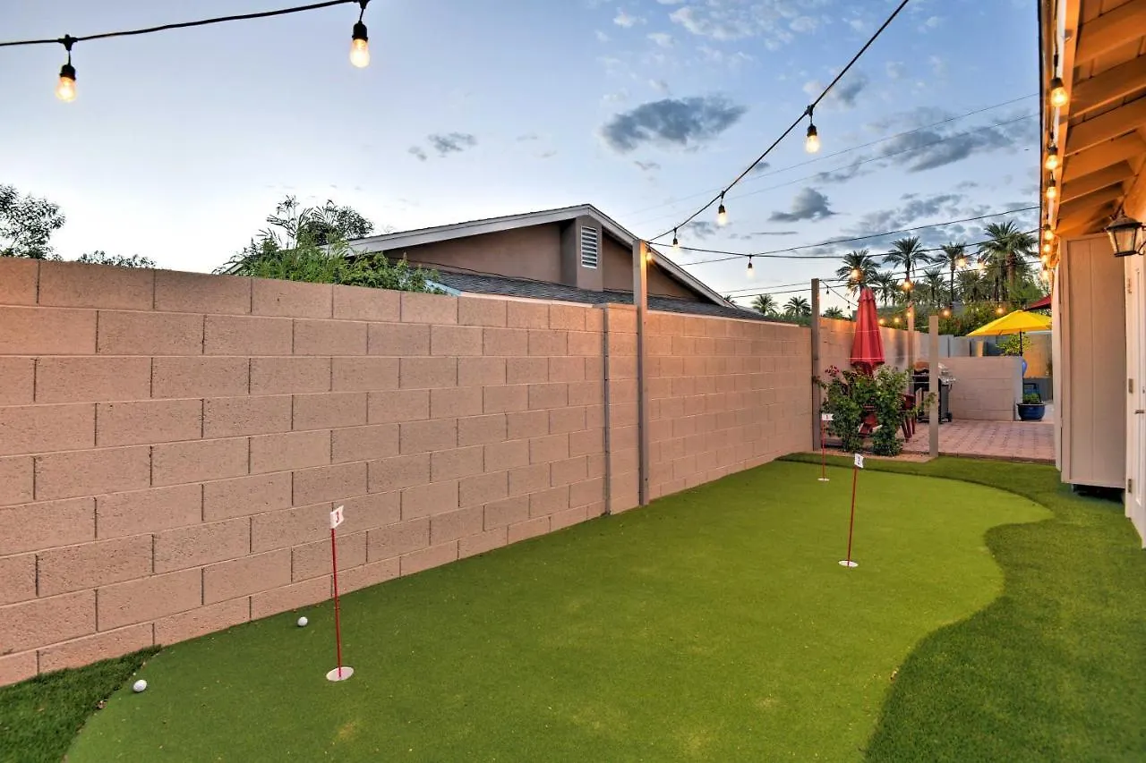 Ferienhaus Pristine Phoenix Residence with Camelback Mtn Views! USA